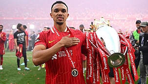Alexander-Arnold imzayı attı!
