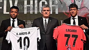 Beşiktaş'ın iki gencinden biri kalıyor, biri gidiyor!