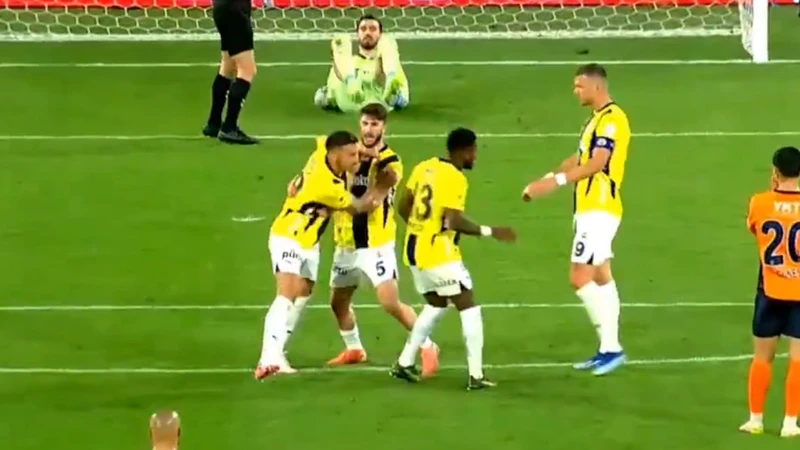 Dusan Tadic ve Talisca arasında neler yaşandı?