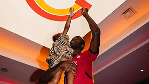 Galatasaray'da gol anonsu Osimhen'in kızından geldi!