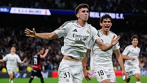 Real Madrid 90+5'te geri dönmeyi başardı