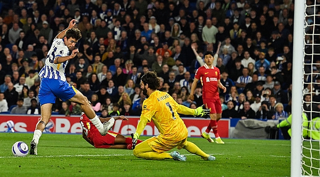 Şampiyon Liverpool, Brighton'a boyun eğdi