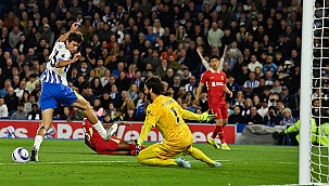 Şampiyon Liverpool, Brighton'a boyun eğdi