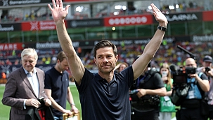 Xabi Alonso taraftara yenilgiyle veda etti!