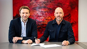 Yeni teknik direktör Erik ten Hag oldu! İmzayı attı...