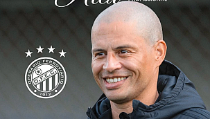 Alex de Souza imzayı attı