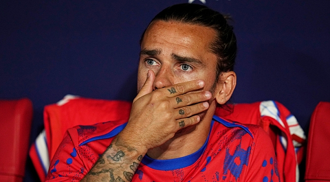 Beklenen imzalar atıldı! Antoine Griezmann resmi...