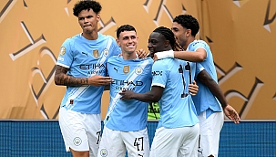 Manchester City işi ilk yarıda bitirmeyi başardı