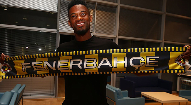 Fenerbahçe'nin yeni sağ bek transferi İstanbul'a geldi