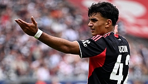 Almanya'da Can Uzun şov!