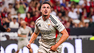 Benfica tur kapısını araladı