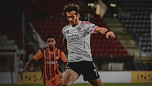 Beşiktaş'tan resmen ayrıldı, Kocaelispor'a imza attı!