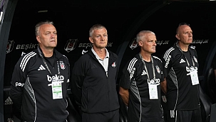 Beşiktaş tribünlerinden tepki