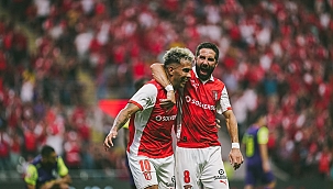 Braga evinde hata yapmadı, 2 golle üst tura çıktılar