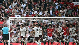 Old Trafford'da Arsenal kazandı