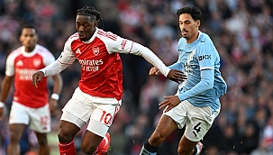 Arsenal 90+3'te puanı aldı!