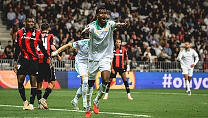 AS Roma, Fransa'dan zaferle ayrıldı! İkinci yarıda 3 gol