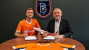 Kaluzinski resmen Başakşehir'de!