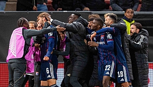 Lyon deplasmanda kazandı