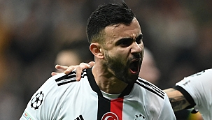 Rachid Ghezzal yıllar sonra Lyon'a geri döndü!