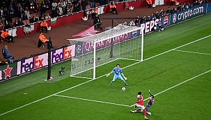 Arsenal Londra'da çok zorlandı