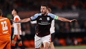 Aston Villa ikinci yarıda işi bitirdi