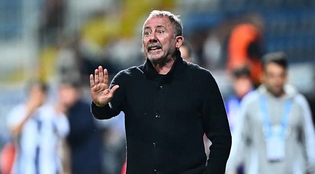 "Derhal istifa etmeli!"