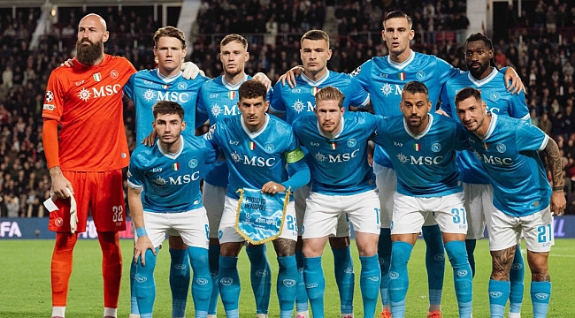 Napoli Hollanda'da 6 gol yedi