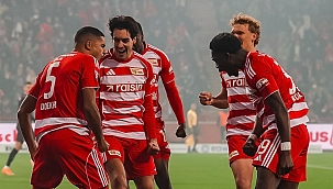 Union Berlin 3 golle kazandı