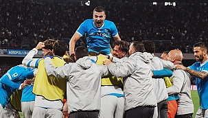 Liderlik yarışında kritik 3 puan Napoli'nin oldu