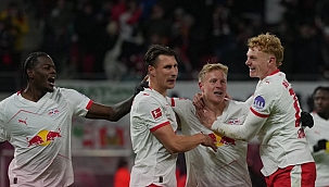 Leipzig evinde hata yapmadı, 2 golle güldü!