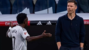 Real'de, Xabi Alonso-Vinicius Jr. krizi!