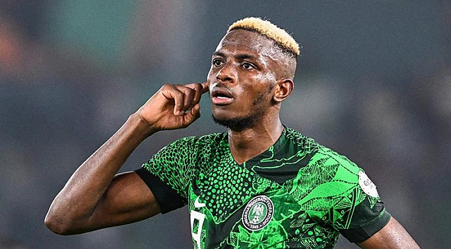 Victor Osimhen finale taşıdı!