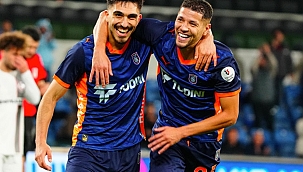 Başakşehir Gaziantep FK'yı farklı devirdi