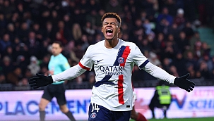 PSG deplasmandaki 5 gollü düelloda 3 puanı kaptı!
