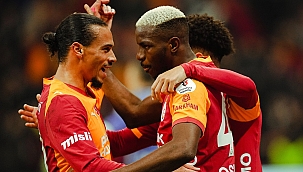 Victor Osimhen 3 puanı getirdi