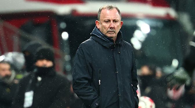 Beşiktaş'ta 1 ayrılık daha yakın! Fark 1 milyon euro...