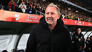 Beşiktaş'ta yaprak dökümü!