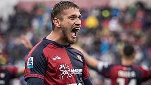 Sahne Semih Kılıçsoy'un!