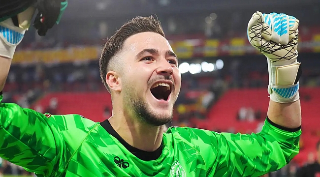 Galatasaray'a genç kaleci!