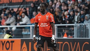 Beşiktaş'a Kamerunlu sol bek! Harekete geçildi...