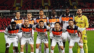 Göztepe fırsat tepti, Başakşehir kazandı! 
