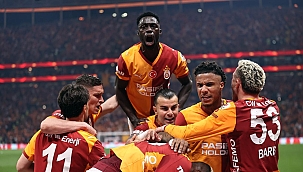 Galatasaray'da 4 imza birden