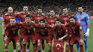 Türkiye - Paraguay maçının hakemleri belli oldu!