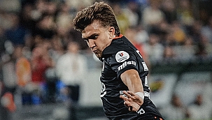 Beşiktaş, Kadıköy'de geriden gelip kazandı