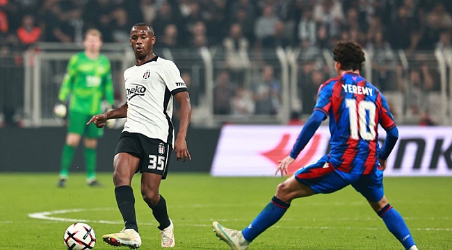 Beşiktaş 10 kişiyle puanı kaptı