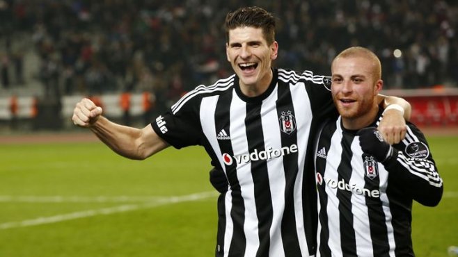 Orman Gomez'e kapıları açtı
