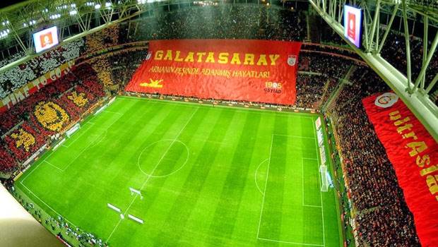 G.Saray'da tribün devrimi