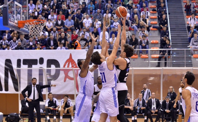Beşiktaş SJ üçte üç yaptı: 84-73