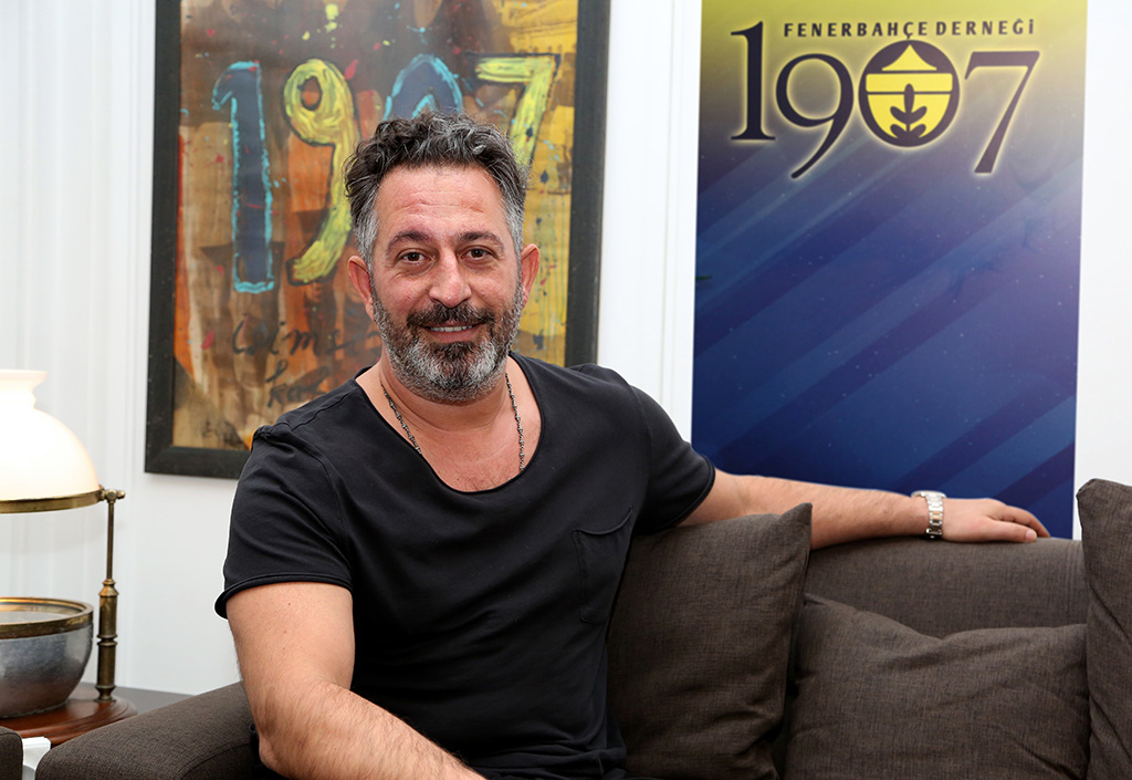 Cem Yılmaz: Futbolla ilgili projem var
